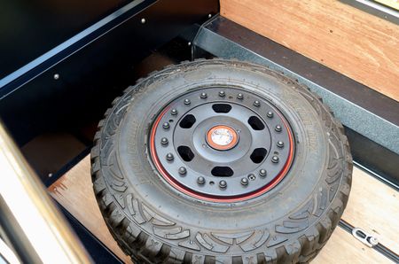 2015-Mercedes-AMG-G-Class-6x6_9