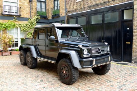 2015-Mercedes-AMG-G-Class-6x6_36