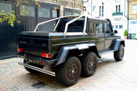 2015-Mercedes-AMG-G-Class-6x6_3
