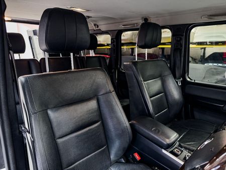 2016-Mercedes-Benz-G-Class-G-350-Bluetec_9