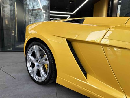 2007-Lamborghini-Gallardo-Spyder_9