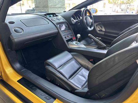 2007-Lamborghini-Gallardo-Spyder_24