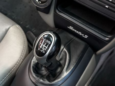 2001-Porsche-Boxster-986_12