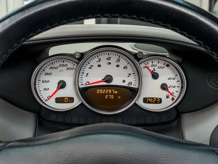 2001-Porsche-Boxster-986_15