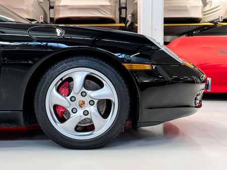 2001-Porsche-Boxster-986_17