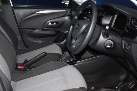 2024-Opel-Corsa-12-Edition-55kW_8