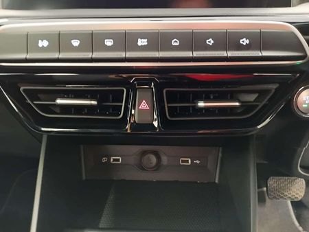 2026-MG-MG3-15-Delux-Auto_16