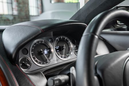 2008-Aston-Martin-DB9-Coupe-Auto_14