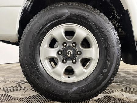 2000-Mazda-B-Series-B2500-TD-4x4-Drifter-SLX-Double-Cab_3