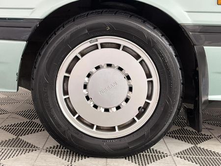 1990-Nissan-Skyline-30-SGLi-Auto_3