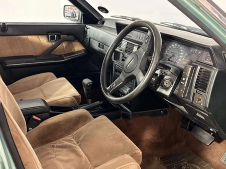 1990-Nissan-Skyline-30-SGLi-Auto_7