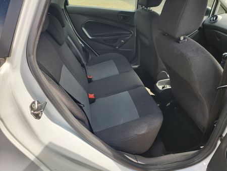 2017-Ford-Fiesta-14-Ambiente-5-dr_7