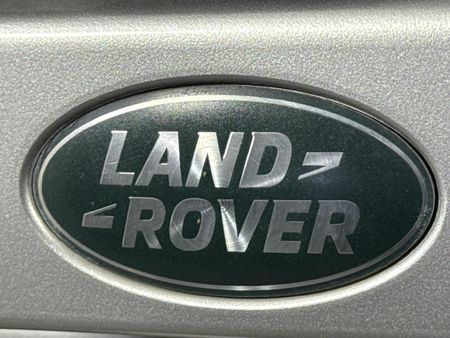 2015-Land-Rover-Discovery-4-30-TD-SD-V6-HSE_11
