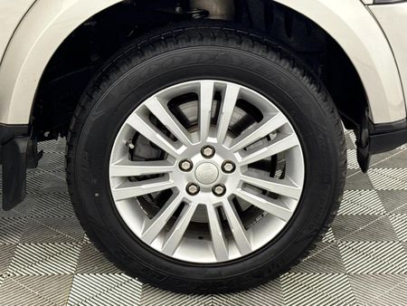2015-Land-Rover-Discovery-4-30-TD-SD-V6-HSE_5