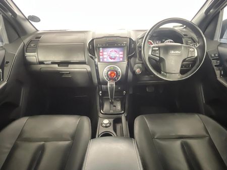 2021-Isuzu-D-Max-300-LX-4x4-Auto-Double-Cab_1