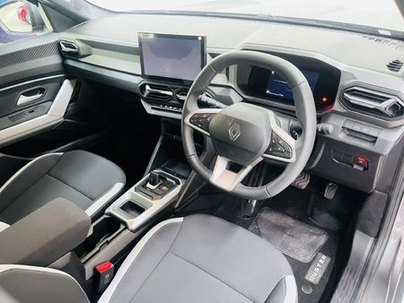 2026-Renault-Duster-13T-Intens-EDC_14