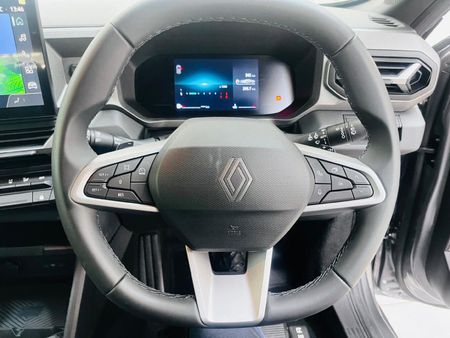 2026-Renault-Duster-13T-Intens-EDC_18