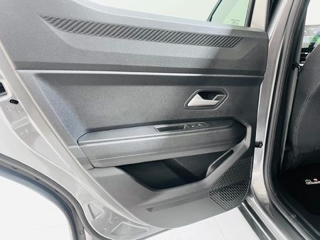 2026-Renault-Duster-13T-Intens-EDC_19
