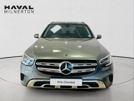 2020-Mercedes-Benz-GLC-300-4Matic_1