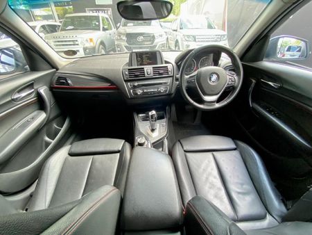 2012-BMW-1-Series-118i-5-dr-Sport-Auto_15