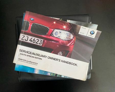 2012-BMW-1-Series-118i-5-dr-Sport-Auto_19