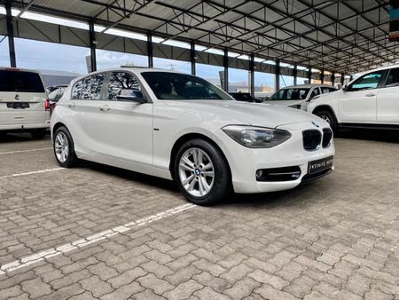 2012-BMW-1-Series-118i-5-dr-Sport-Auto_6