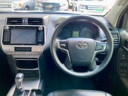 2018-Toyota-Land-Cruiser-Prado-30-D-TX-Auto_13
