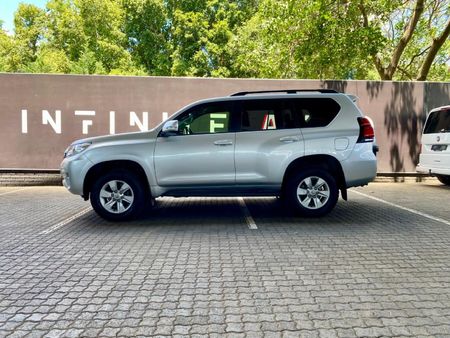 2018-Toyota-Land-Cruiser-Prado-30-D-TX-Auto_1