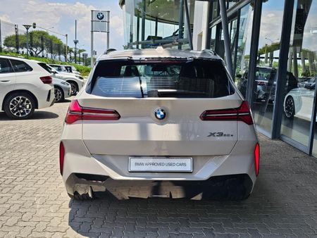 2024-BMW-X3-30e-xDrive-M-Sport_3