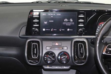 2024-Kia-Sonet-15-LX-Auto_11