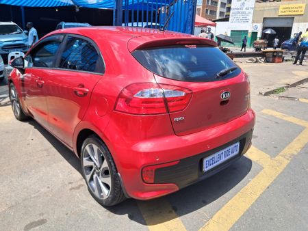 2016-Kia-Rio-14-Tec-5-dr-Auto_6