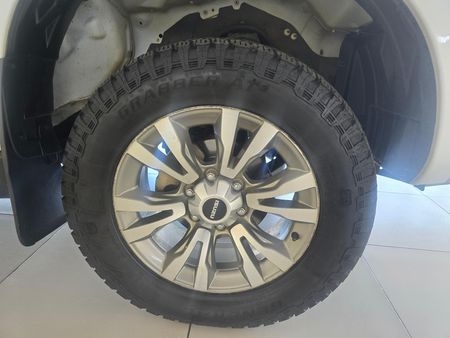 2021-Isuzu-D-Max-300-LX-4x4-Auto-Double-Cab_7