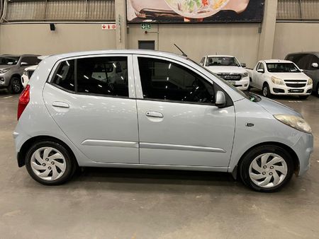 2012-Hyundai-i10-11-GLS-Motion_7