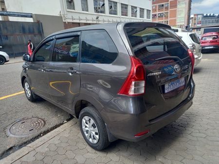 2013-Toyota-Avanza-15-SX_4