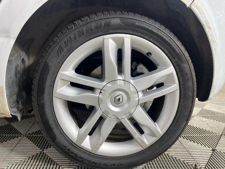 2007-Renault-Scenic-II-16-Authentique_5