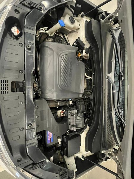 2014-Kia-Sorento-22-Auto_9