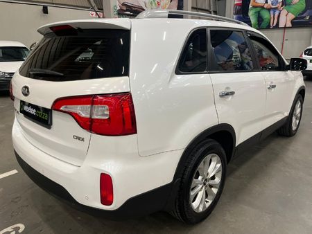 2014-Kia-Sorento-22-Auto_6