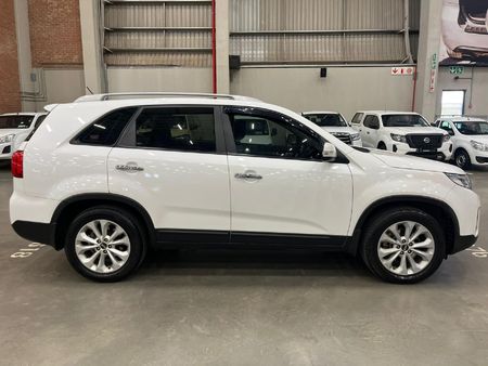 2014-Kia-Sorento-22-Auto_7