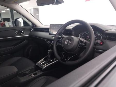 2026-Honda-HR-V-15-Elegance_9