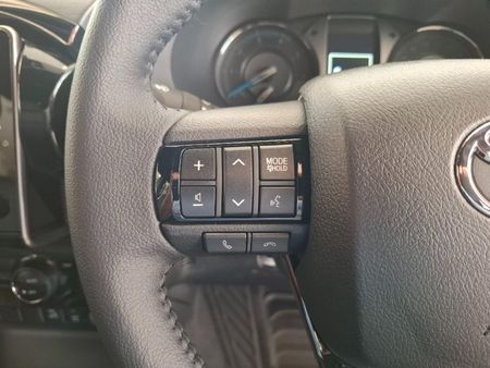 2026-Toyota-Hilux-28-GD-6-RB-Legend-55-4x4-Auto-Double-Cab_19