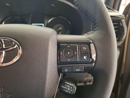 2026-Toyota-Hilux-28-GD-6-RB-Legend-55-4x4-Auto-Double-Cab_20