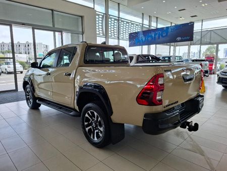 2026-Toyota-Hilux-28-GD-6-RB-Legend-55-4x4-Auto-Double-Cab_4