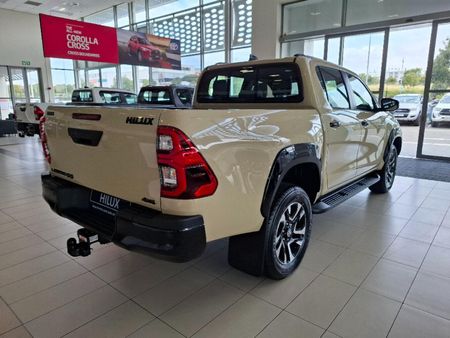 2026-Toyota-Hilux-28-GD-6-RB-Legend-55-4x4-Auto-Double-Cab_6