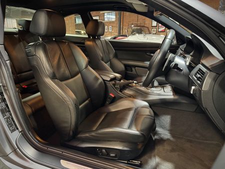 2010-BMW-M3-Coupe-Auto_9