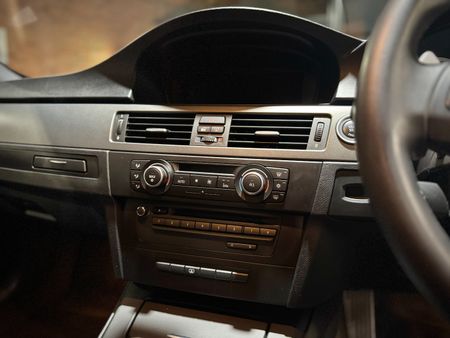2010-BMW-M3-Coupe-Auto_14