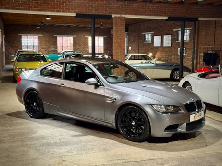 2010-BMW-M3-Coupe-Auto_3