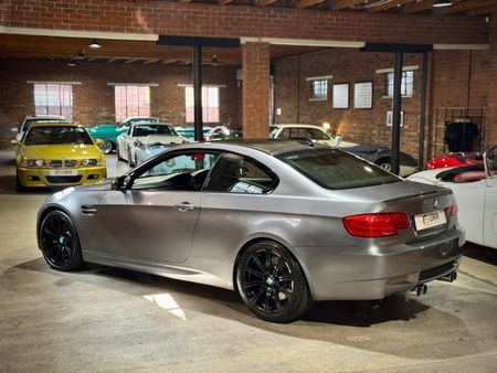 2010-BMW-M3-Coupe-Auto_6