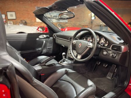 2007-Porsche-911-Turbo-Cabriolet_7