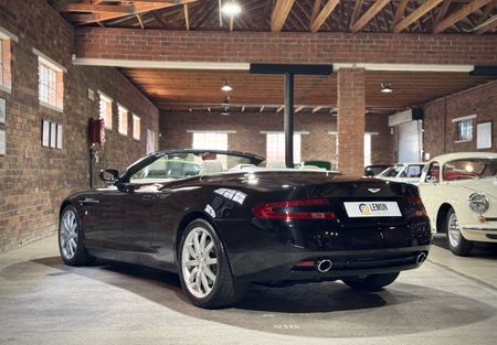 2007-Aston-Martin-DB9-Volante-Manual_1