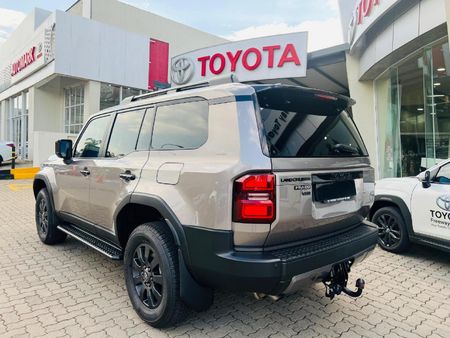 2026-Toyota-Land-Cruiser-Prado-VX-R-28GD-Auto_7